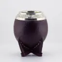 art. m030 Mate Uruguayo de cuero liso calabaza con virola tallada de alpaca