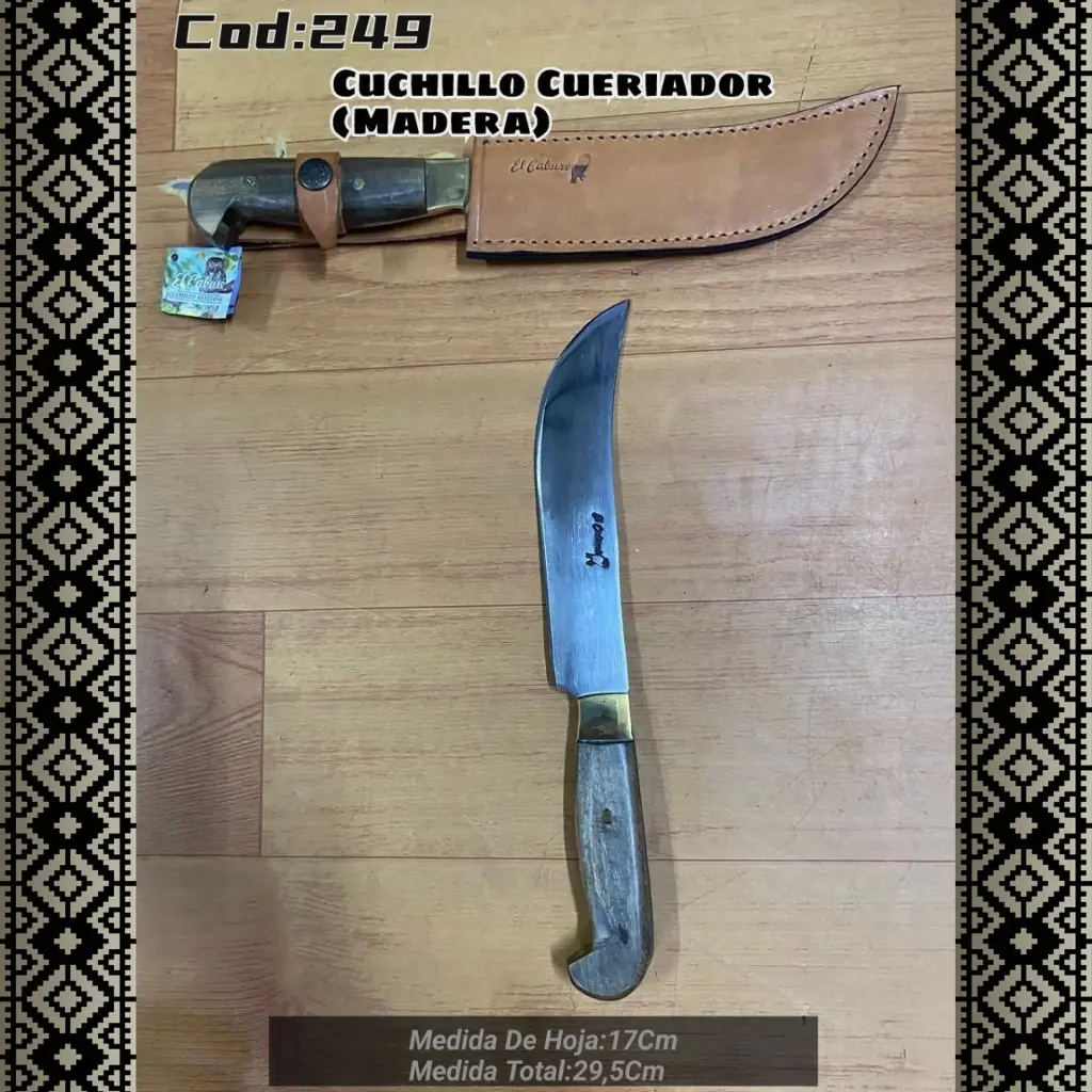 [c249] Cuchillo Cueriador (Madera)